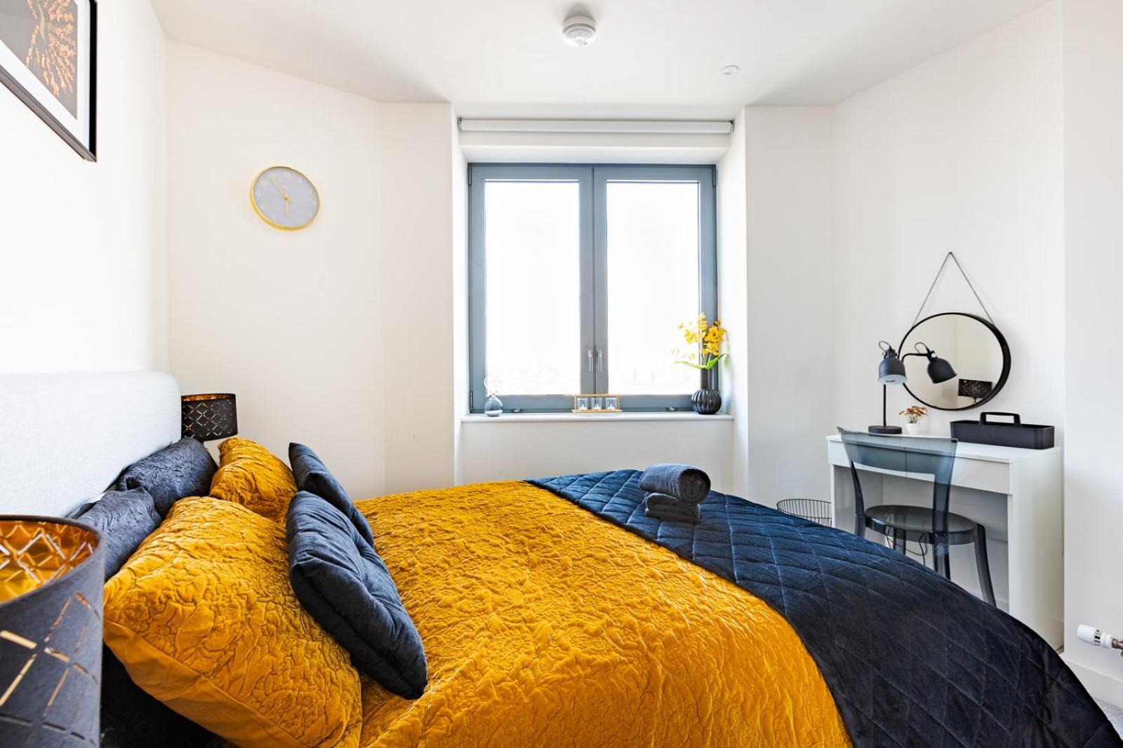 Luxury Apt Near Canary Wharf With Stunning Views ロンドン エクステリア 写真